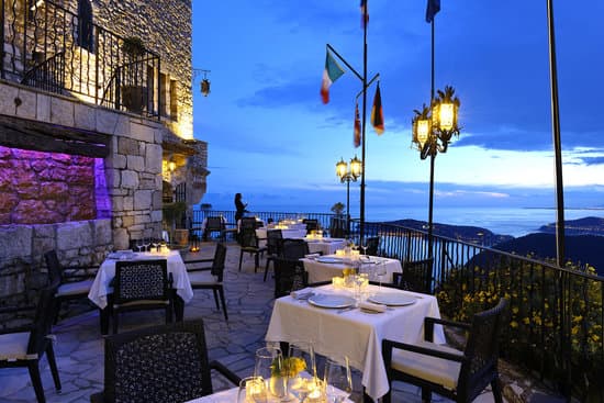 Château Eza image 3