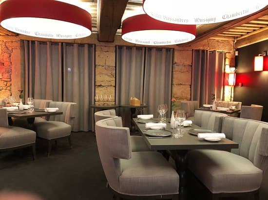 Burgundy by Matthieu image 3