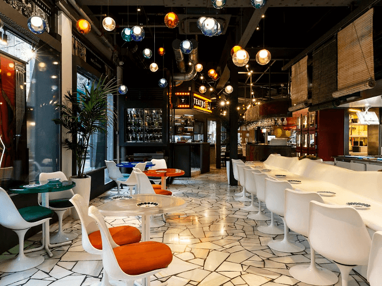 Teatro kitchen & bar image 3