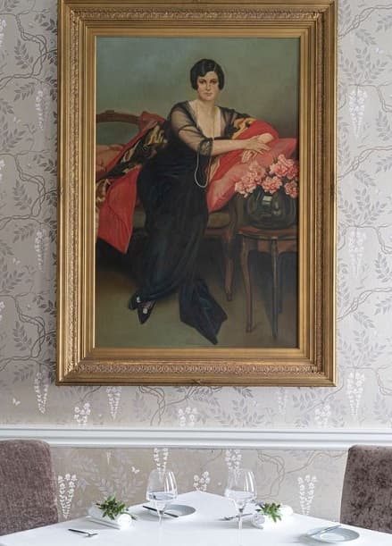 Lady Helen image 3