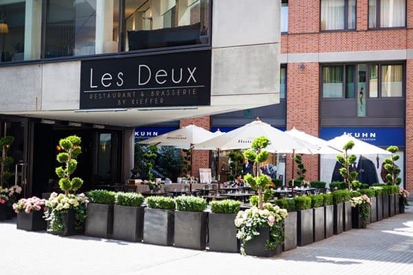 Les Deux Kitzbühel - Brasserie & Bar image 3